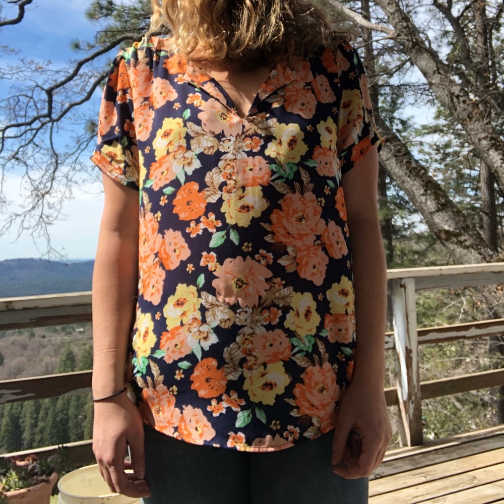 Floral blouse. Perfect for Spring!